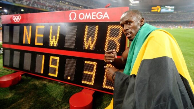usain-bolt-jamaica-poses-next-978725177