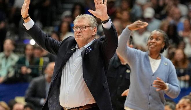 NCAA_UConn_South_Carolina_Basketball_74368