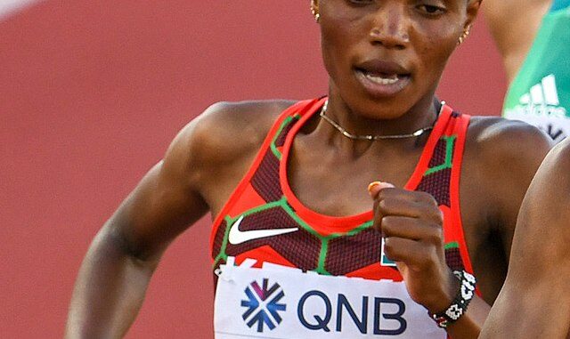 Beatrice_Chebet_5000m_women_final_2_Oregon_2022_(cropped)